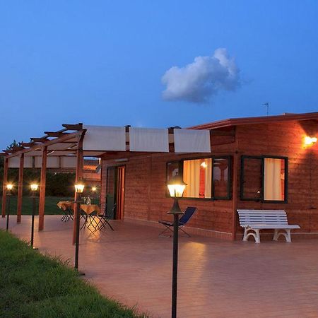 Agriturismo Il Gelsomino Ritrovato Мілаццо Екстер'єр фото