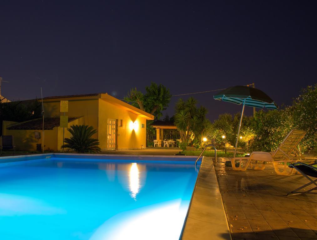Agriturismo Il Gelsomino Ritrovato Мілаццо Екстер'єр фото